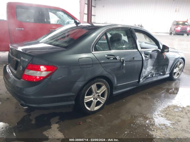 Photo 3 VIN: WDDGF8BB7AR087456 - MERCEDES-BENZ C 300 