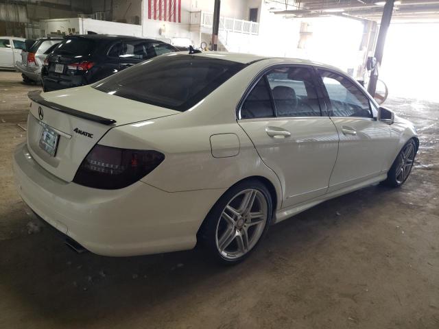 Photo 2 VIN: WDDGF8BB7AR126630 - MERCEDES-BENZ C-CLASS 