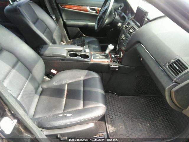 Photo 4 VIN: WDDGF8BB7BF641730 - MERCEDES-BENZ C-CLASS 