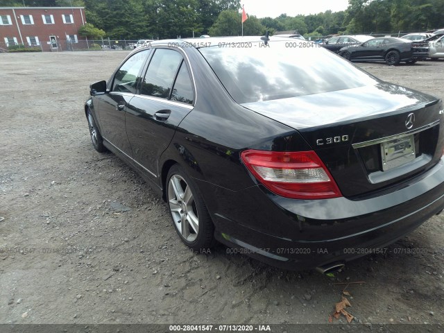 Photo 2 VIN: WDDGF8BB7BR142943 - MERCEDES-BENZ C-CLASS 