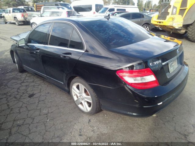 Photo 2 VIN: WDDGF8BB7BR151321 - MERCEDES-BENZ C-CLASS 