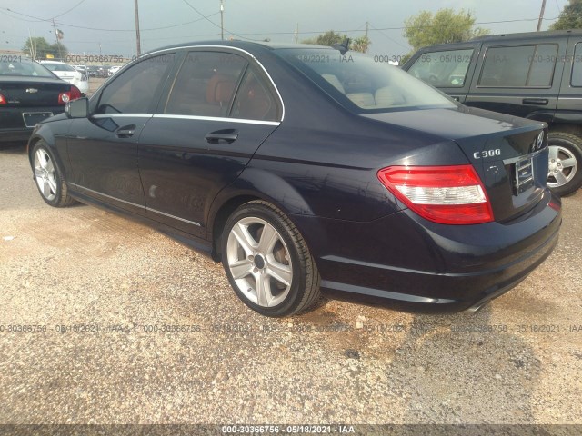 Photo 2 VIN: WDDGF8BB7BR159239 - MERCEDES-BENZ C 300 