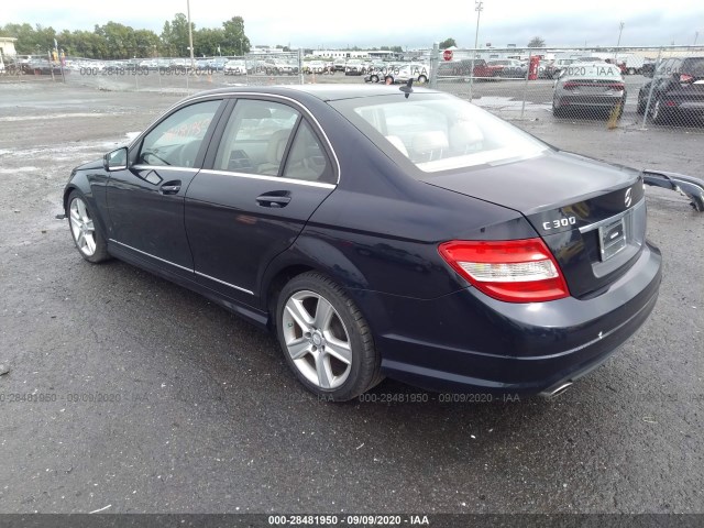 Photo 2 VIN: WDDGF8BB7BR162786 - MERCEDES-BENZ C-CLASS 