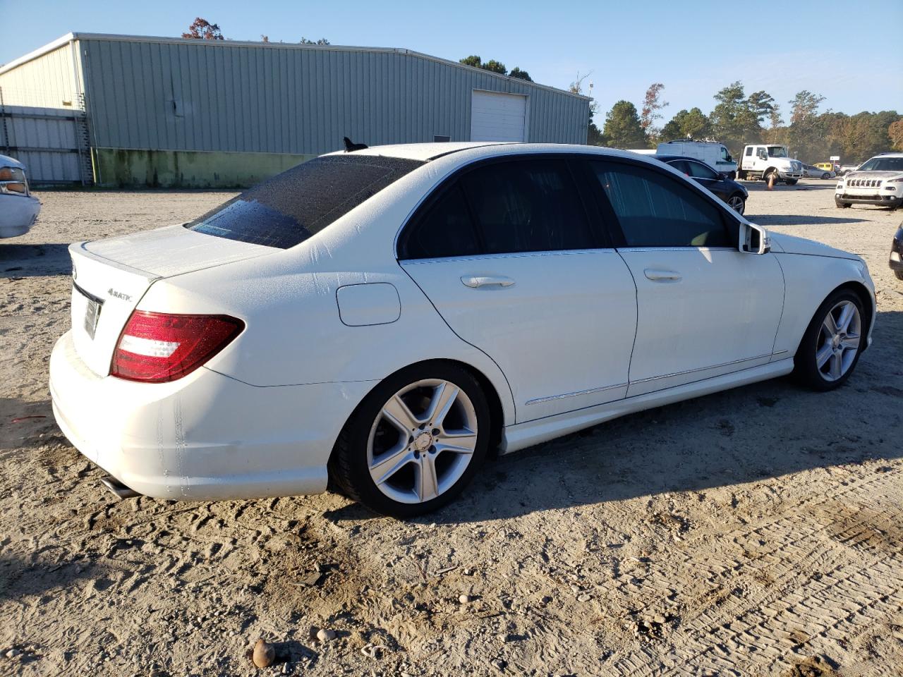 Photo 2 VIN: WDDGF8BB7BR173612 - MERCEDES-BENZ C-KLASSE 