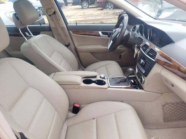 Photo 4 VIN: WDDGF8BB7CA615885 - MERCEDES-BENZ C 300 4MAT 