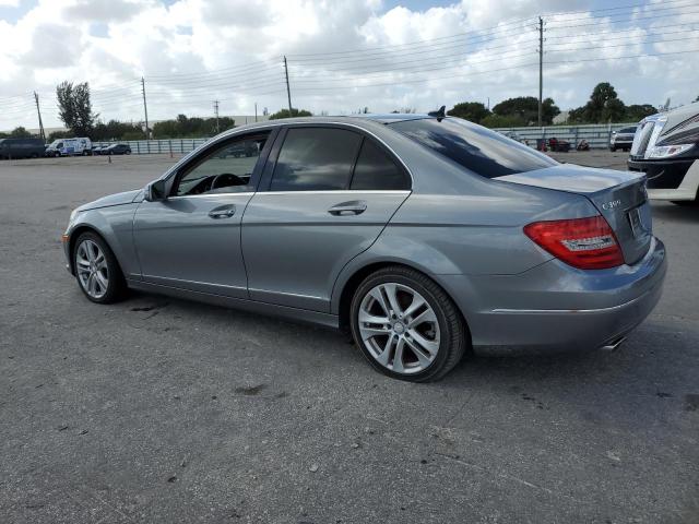 Photo 1 VIN: WDDGF8BB7CA704310 - MERCEDES-BENZ C 300 4MAT 