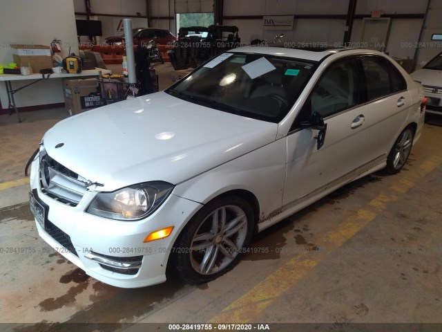 Photo 1 VIN: WDDGF8BB7CR202074 - MERCEDES-BENZ C-CLASS 