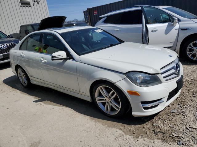 Photo 3 VIN: WDDGF8BB7CR205430 - MERCEDES-BENZ C-CLASS 