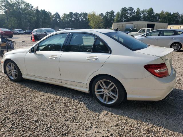 Photo 1 VIN: WDDGF8BB7CR208442 - MERCEDES-BENZ C 300 4MAT 