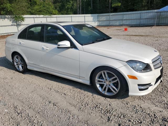 Photo 3 VIN: WDDGF8BB7CR208442 - MERCEDES-BENZ C 300 4MAT 