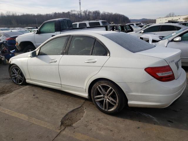 Photo 1 VIN: WDDGF8BB7CR236886 - MERCEDES-BENZ C-CLASS 