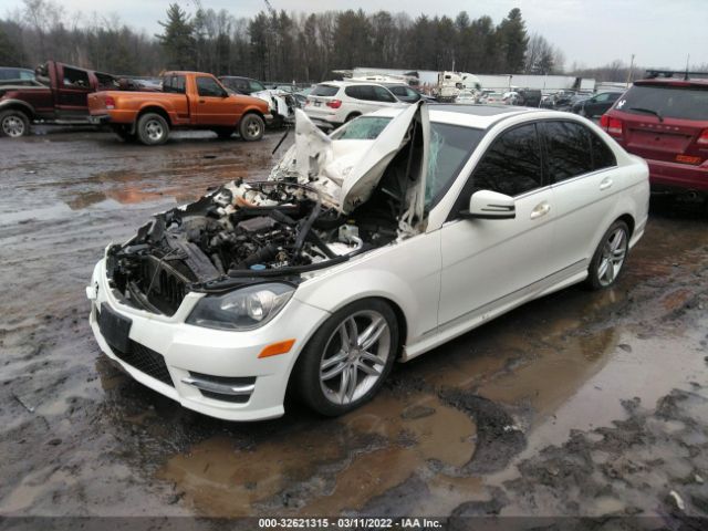 Photo 1 VIN: WDDGF8BB7CR238508 - MERCEDES-BENZ C-CLASS 