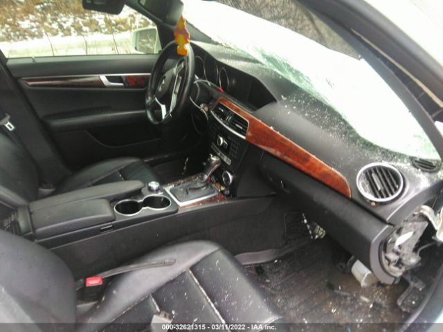 Photo 4 VIN: WDDGF8BB7CR238508 - MERCEDES-BENZ C-CLASS 