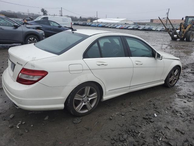 Photo 2 VIN: WDDGF8BB8AF401455 - MERCEDES-BENZ C-CLASS 