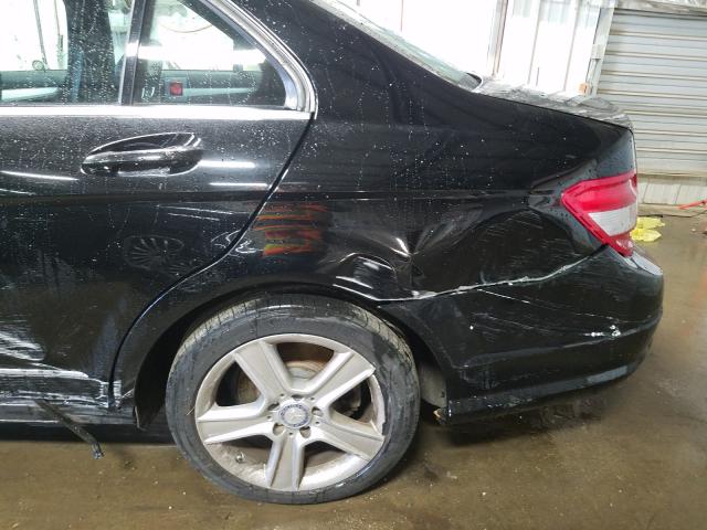 Photo 8 VIN: WDDGF8BB8AR087109 - MERCEDES-BENZ C 300 4MAT 