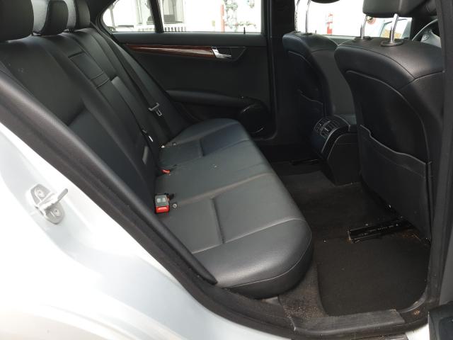 Photo 5 VIN: WDDGF8BB8AR130198 - MERCEDES-BENZ C 300 4MAT 