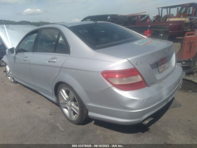 Photo 2 VIN: WDDGF8BB8BR134074 - MERCEDES-BENZ C-CLASS 