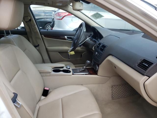 Photo 4 VIN: WDDGF8BB8BR134219 - MERCEDES-BENZ C 300 4MAT 