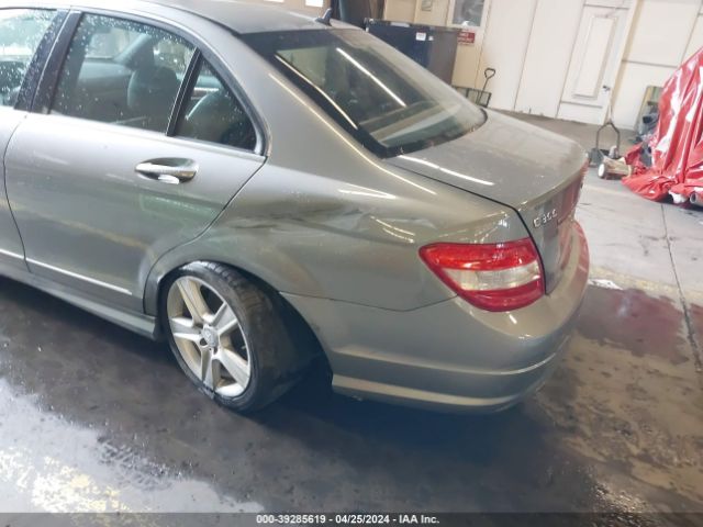 Photo 5 VIN: WDDGF8BB8BR154888 - MERCEDES-BENZ C 300 