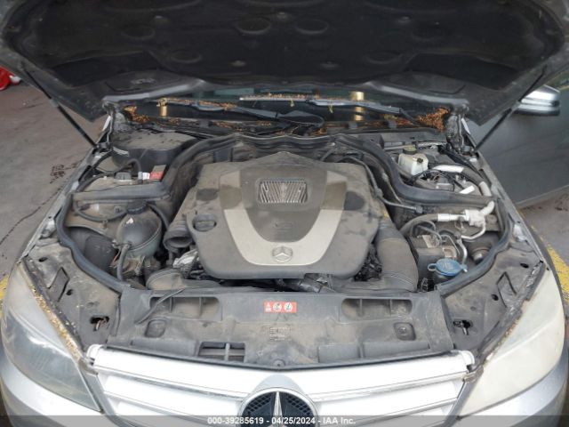 Photo 9 VIN: WDDGF8BB8BR154888 - MERCEDES-BENZ C 300 