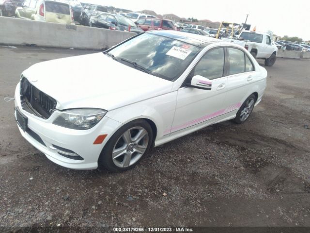 Photo 1 VIN: WDDGF8BB8BR158682 - MERCEDES-BENZ C 300 