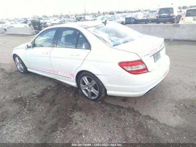 Photo 2 VIN: WDDGF8BB8BR158682 - MERCEDES-BENZ C 300 