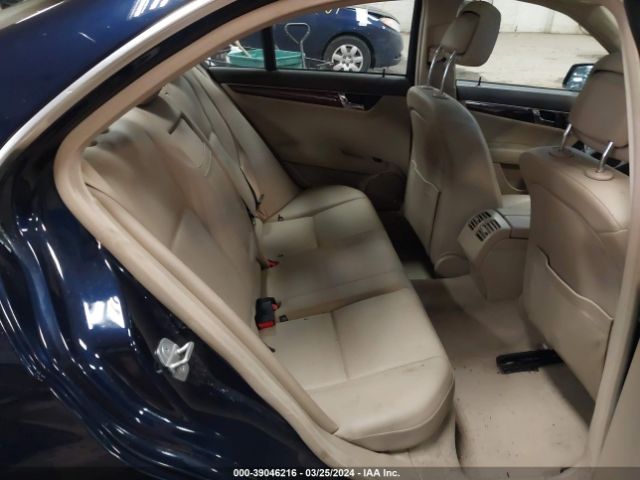 Photo 7 VIN: WDDGF8BB8BR163199 - MERCEDES-BENZ C 300 