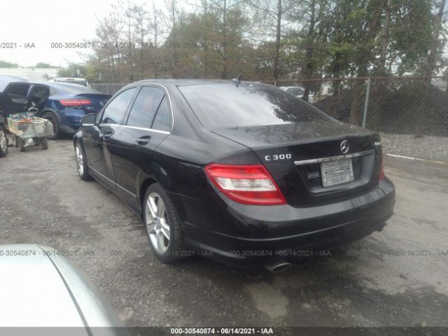 Photo 2 VIN: WDDGF8BB8BR176034 - MERCEDES-BENZ C-CLASS 