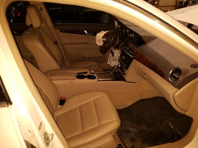 Photo 4 VIN: WDDGF8BB8CA629519 - MERCEDES-BENZ C 300 4MAT 