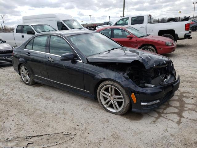 Photo 3 VIN: WDDGF8BB8CF855725 - MERCEDES-BENZ C 300 4MAT 