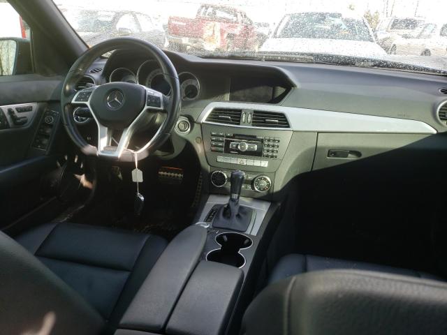 Photo 8 VIN: WDDGF8BB8CF870953 - MERCEDES-BENZ C 300 4MAT 