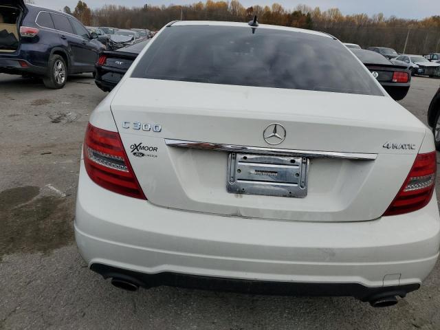 Photo 5 VIN: WDDGF8BB8CF919990 - MERCEDES-BENZ C-CLASS 