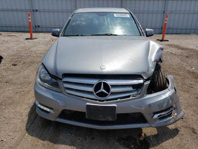 Photo 4 VIN: WDDGF8BB8CF928351 - MERCEDES-BENZ C 300 