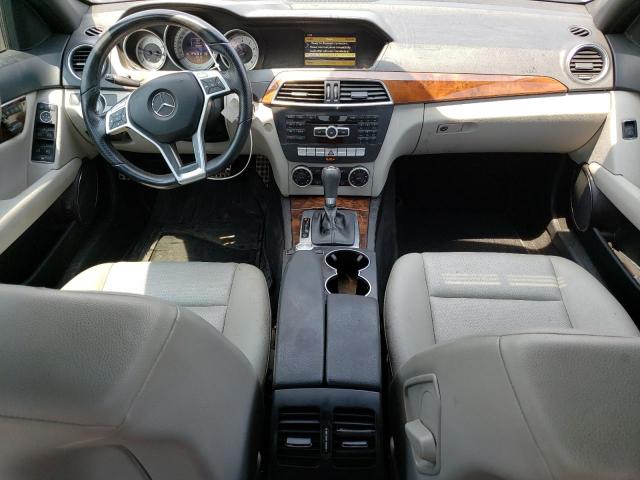 Photo 7 VIN: WDDGF8BB8CF928351 - MERCEDES-BENZ C 300 