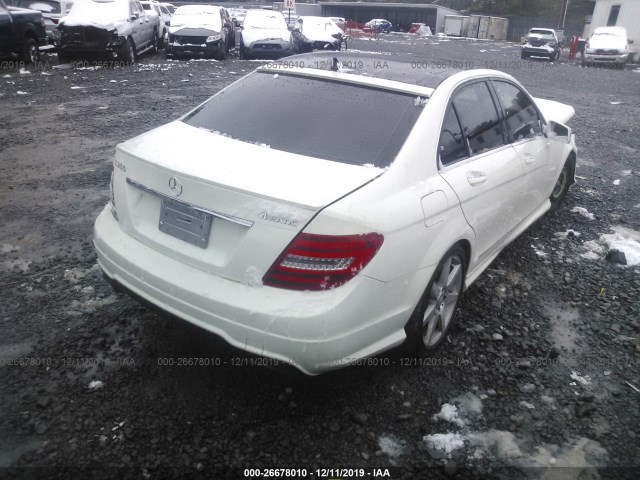 Photo 3 VIN: WDDGF8BB8CR196057 - MERCEDES-BENZ C-CLASS 