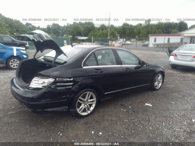 Photo 3 VIN: WDDGF8BB8CR200253 - MERCEDES-BENZ C-CLASS 