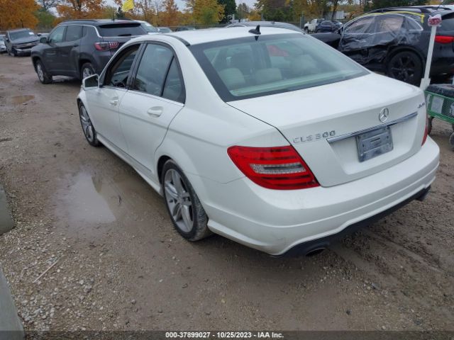 Photo 2 VIN: WDDGF8BB8CR205162 - MERCEDES-BENZ C-CLASS 