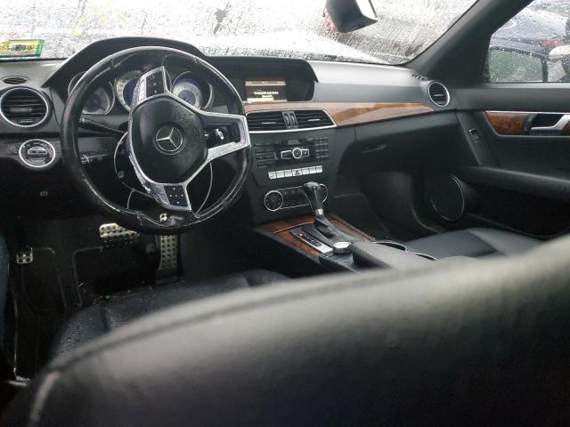 Photo 7 VIN: WDDGF8BB8CR209874 - MERCEDES-BENZ C-CLASS 