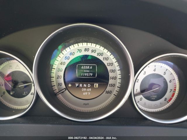 Photo 6 VIN: WDDGF8BB8CR225458 - MERCEDES-BENZ C 