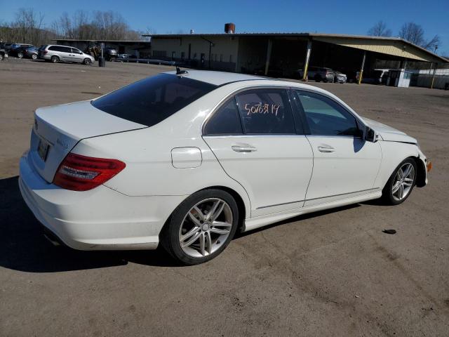 Photo 2 VIN: WDDGF8BB8CR226884 - MERCEDES-BENZ C-CLASS 