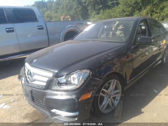 Photo 5 VIN: WDDGF8BB8CR239571 - MERCEDES-BENZ C-CLASS 