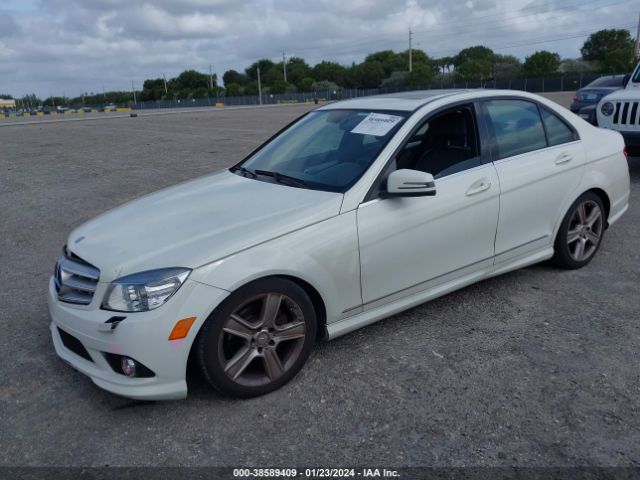 Photo 1 VIN: WDDGF8BB9AF523564 - MERCEDES-BENZ C 300 