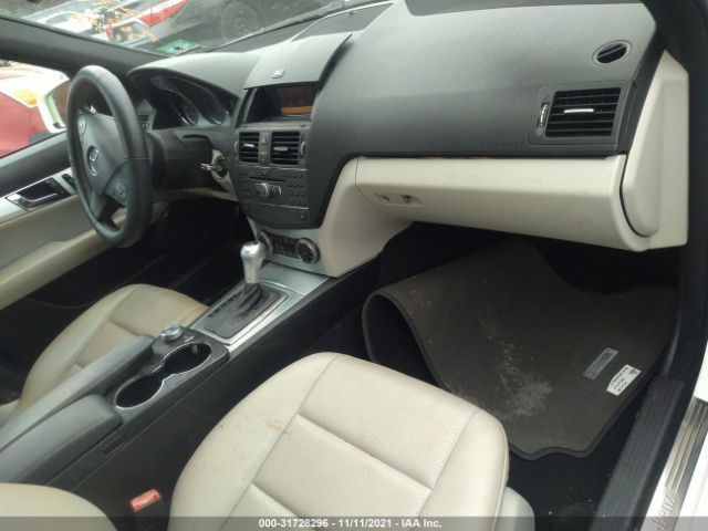 Photo 4 VIN: WDDGF8BB9AR094201 - MERCEDES-BENZ C-CLASS 