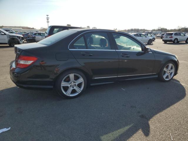 Photo 2 VIN: WDDGF8BB9AR104046 - MERCEDES-BENZ C 300 4MAT 