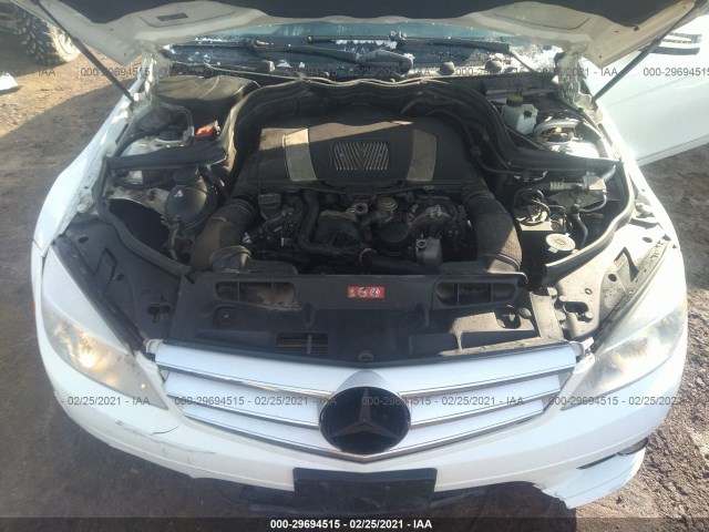 Photo 9 VIN: WDDGF8BB9AR112227 - MERCEDES-BENZ C-CLASS 