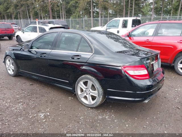 Photo 2 VIN: WDDGF8BB9BR147481 - MERCEDES-BENZ C 300 