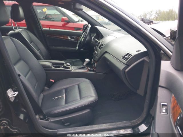 Photo 4 VIN: WDDGF8BB9BR147481 - MERCEDES-BENZ C 300 