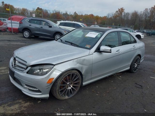 Photo 1 VIN: WDDGF8BB9BR152146 - MERCEDES-BENZ C 300 