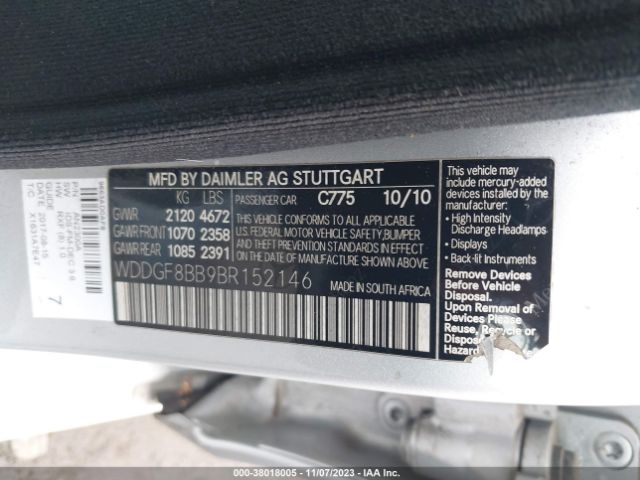 Photo 8 VIN: WDDGF8BB9BR152146 - MERCEDES-BENZ C 300 