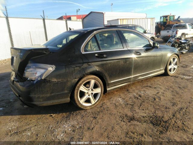 Photo 3 VIN: WDDGF8BB9BR182361 - MERCEDES-BENZ C 300 